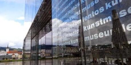 Linz: Kunst an der braunen Donau