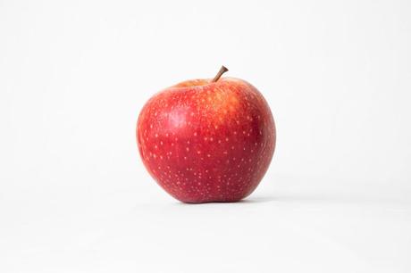 Apfel, der: rundliche, fest-fleischige, aromatisch schmeckende Frucht mit Kerngehäuse