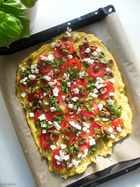 für kleine Sommeraugenblicke: Überbackene Polenta mit Tomaten und Feta