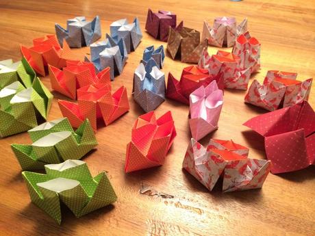 Papier falten: Unsere ersten Origami-Versuche
