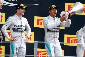 602668493 444916792014 300x200 Formel 1: Hamilton siegt nach Rosberg Fehler