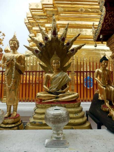 Wat Phra That Doi Sunthep
