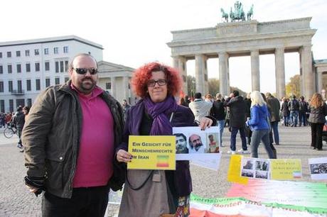 Berlin, Brandenburger Tor in Solidarität mit Menschen im Iran