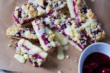 Food: Red Berry Crumble Bars
