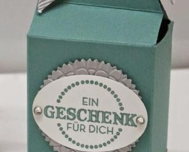 Tolle Box mit der geschungenen Anhängerstanze