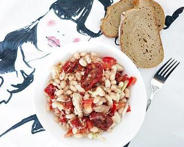 Weißer Bohnensalat mit Thunfisch und getrockneten Tomaten