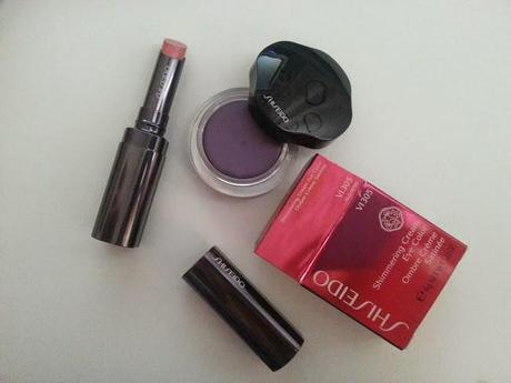 {Review} Shiseido Shimmering Rouge Lipstick and Shimmering Cream Eye Color