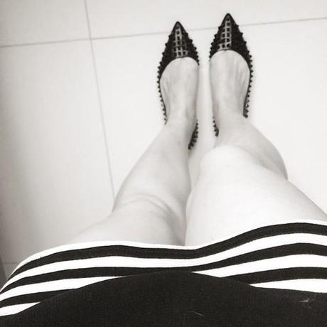 ◾️◽️◾️ #fromwhereistand #outfit #black #white #stripes #pointy...