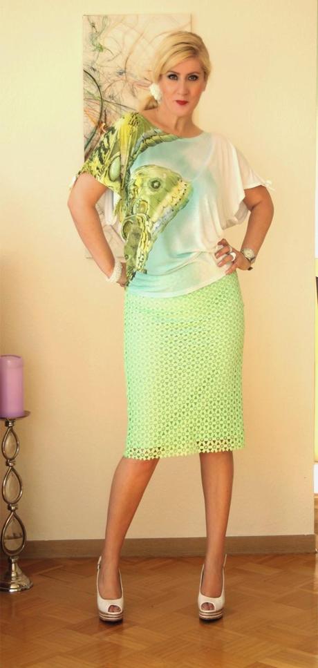 Green lace skirt - for Bianca :)