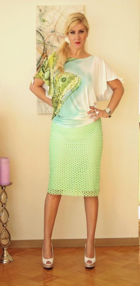 Green lace skirt - for Bianca :)