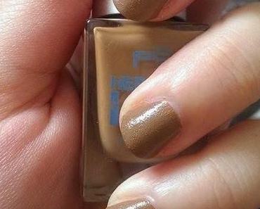 NOTD- P2 "020 elegant ochre"