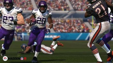 Madden-NFL-15-©-2014-EA-Sports,-EA-(6)