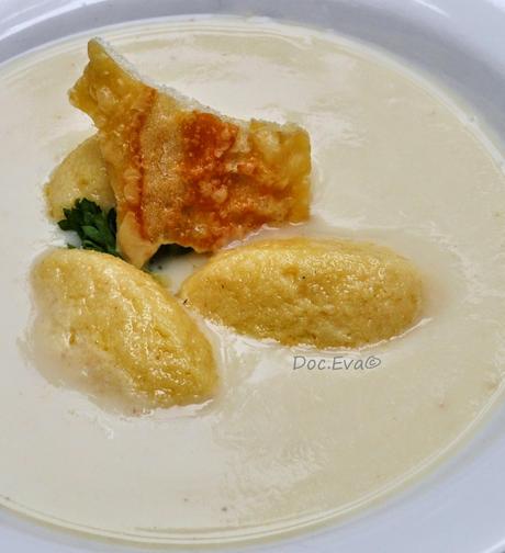 Käsenocken, Emmentaler Käse Suppe