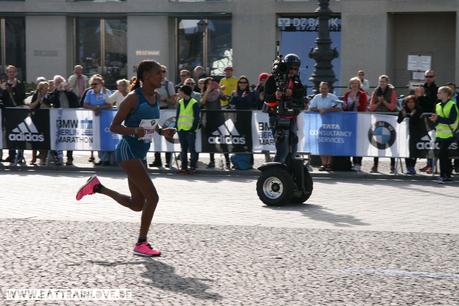 Berlin-Marathon-2014-Tsegaye-Ziel