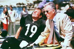 "An jedem verdammten Sonntag" / "Any Given Sunday" [USA 1999]