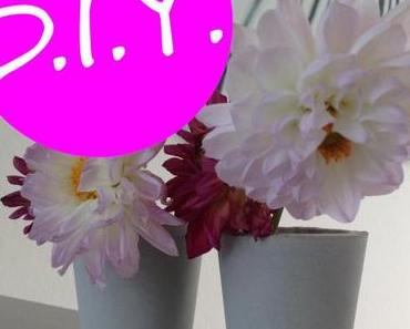 DIY (H.O.M.E.): Hübsche Vasen aus Beton + Buchtipp für alle, die gern aus Altem was Neues machen