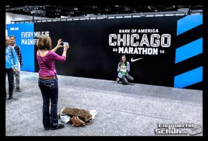 EISWUERFELIMSCHUH - CHICAGO MARATHON 2014 PART I - Marathon Messe McCormick Place (81)