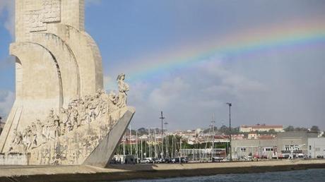 21_Denkmal-der-Entdecker-Regenbogen-Lissabon-Portugal