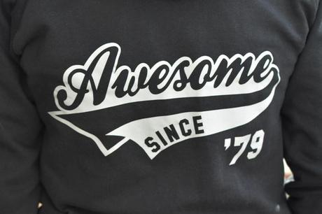 Spreadshirt_Sweater_02_Awesome