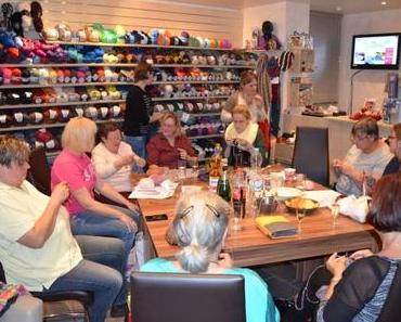 Gemeinsam Socken Stricken lernen beim JaWolle Stricktreff – kostenlos