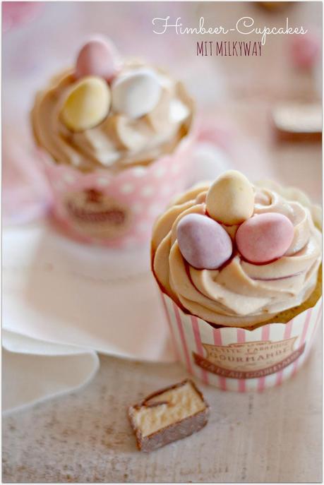 Himbeer-Cupcakes mit Milkyway - Fruchtiger, schokoladiger Ostergenuss