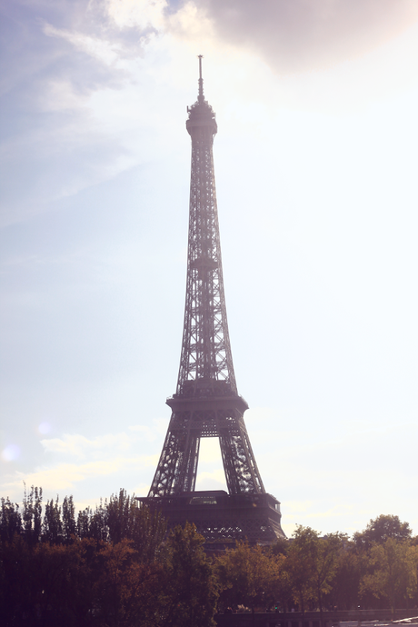 Rendezvous acec le Eiffel. Und neues aus Paris.