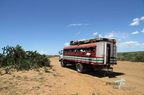 Öffentlicher Sammelbus - Taxi-Brousse - in Madagaskar