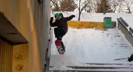 Wintersport Snowskating   Ein Skateboard ohne Achsen
