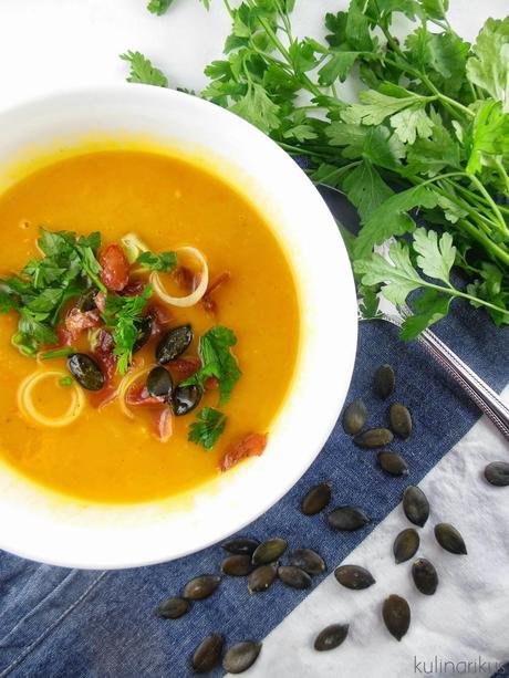 samtig-wärmende Kürbis-Pastinaken-Suppe