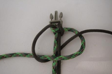 Eine kleine Danksagung und ein DIY über die angesagten Paracord Armbänder