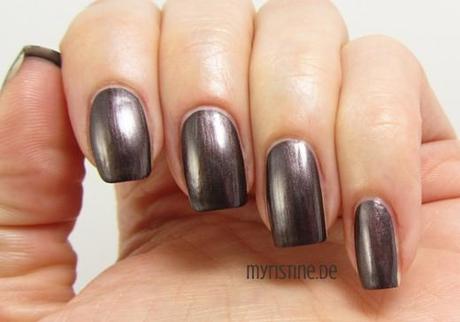 Out Of The Dark (CATRICE, Ultimate Nail Lacquer)