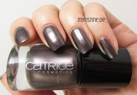 Out Of The Dark (CATRICE, Ultimate Nail Lacquer)