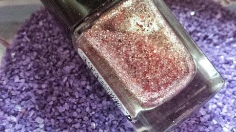 Review & Swatch: Catrice Luxury Lacquers Million Brilliance - Nuance 04 Lost'N Roses