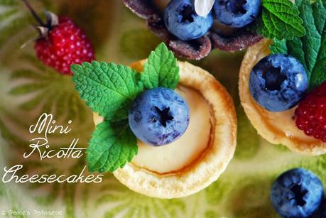Pardulas di ricotta e limone & Mini Ricotta Cheesecakes
