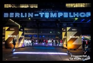 EISWUERFELIMSCHUH - NIKE ZOOM Laufen Berlin Leichtathletik (85)