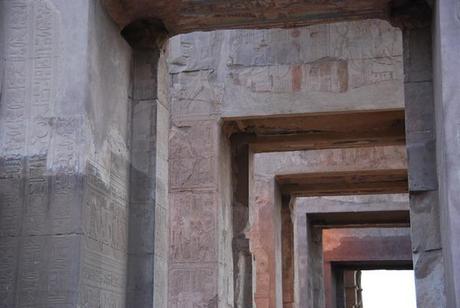 12_Zugang-zum-Haroeris-Heiligtum-Doppeltempel-Kom-Ombo-Nilkreuzfahrt-Nil-Aegypten
