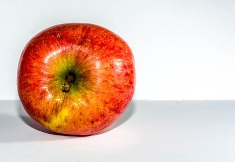 Kuriose Feiertage - 1. Dezember -  Iss-einen-roten-Apfel-Tag – der amerikanische Eat A Red Apple Day (c) 2014 Sven Giese
