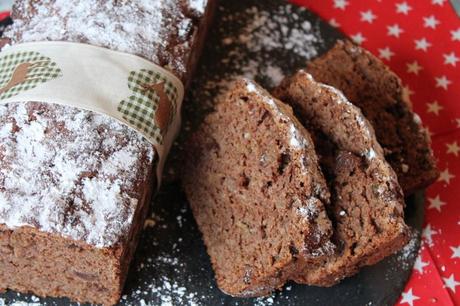 veganes Apfel-Rosinen-Brot