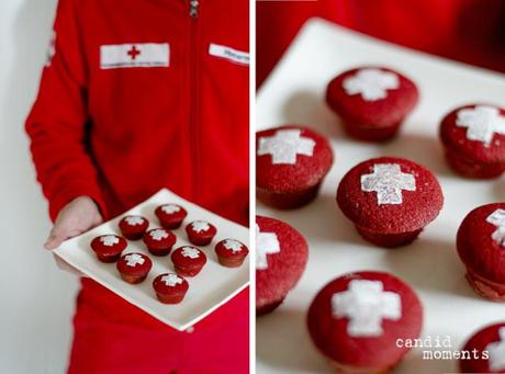 Rot-Kreuz-Red-Velvet-Cupcakes candid moments Silvia Hintermayer