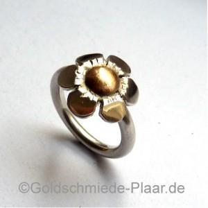 Silber-Ring mit Blume