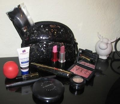 TAG: What´s in your Makeup Bag?
