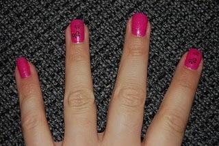 Nail stamping mit essence...