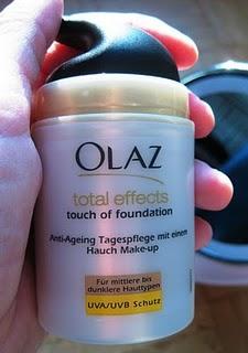 Olaz Total Effects Touch of Foundation Review
