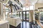 London: Das Penthouse von Hugh Grant in South Kensington steht erneut zum Verkauf