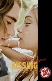 [Doppel-Rezension] Kissing (one) more