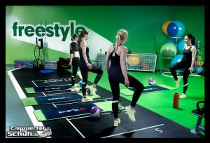 EISWUERFELIMSCHUH - Fitness Workout REEBOK Cardio Ultra Berlin (36)