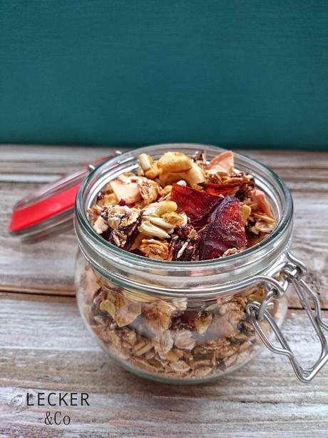 Post aus meiner Küche - Knuspermüsli, Chai-Sirup, Bratapfelkonfitüre, Muh-Muh Likör, Zitronen- und Chilli-Salz Post aus meiner Küche - Knuspermüsli, Chai-Sirup, Bratapfelkonfitüre, Muh-Muh Likör, Zitronen- und Chilli-Salz