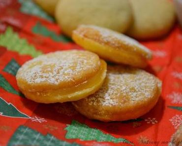Weihnachtsbäckerei: Orangenplätzchen mit weißer Schokoladencreme