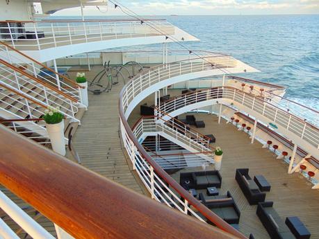 MS Artania 2.Teil - die Pazifik Lounge eine der schönsten Orte auf den Weltmeeren!