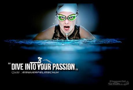 EISWUERFELIMSCHUH - Motivation Leidenschaft Schwimmen Triathlon SPEEDO ZOGGS Blau
